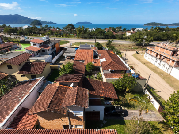 Casa à Venda na Praia do Sapê – Ubatuba/SP