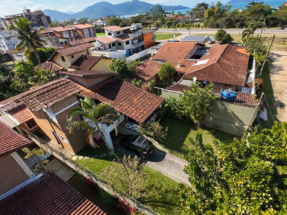 Casa à Venda na Praia do Sapê – Ubatuba/SP