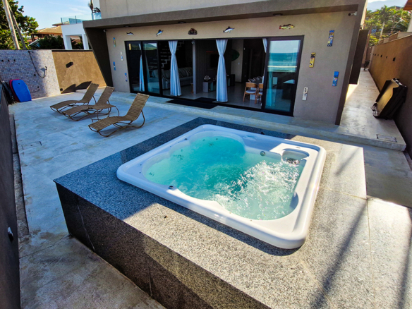 Casa frente mar praia do Sapê com 381,58 m² – Ubatuba