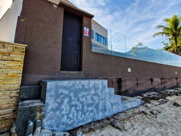 Casa frente mar praia do Sapê com 381,58 m² – Ubatuba