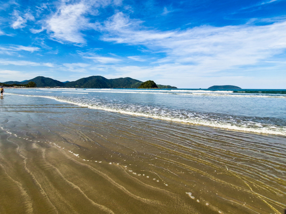 Casa frente mar praia do Sapê com 381,58 m² – Ubatuba
