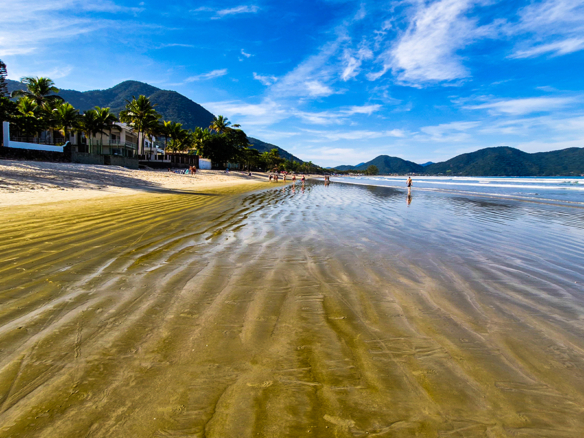 Casa frente mar praia do Sapê com 381,58 m² – Ubatuba