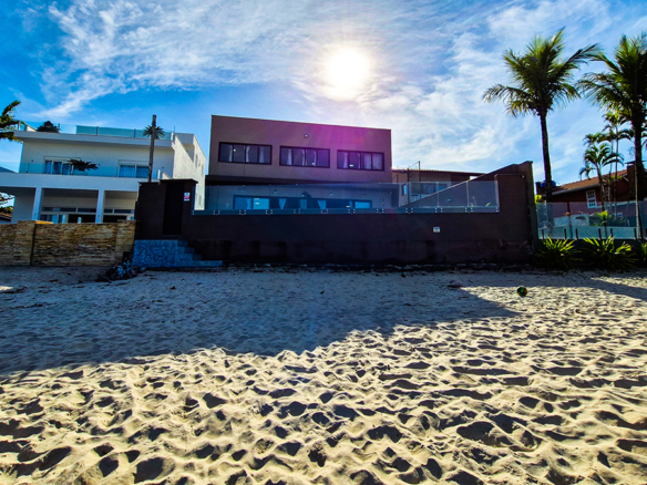Casa frente mar praia do Sapê com 381,58 m² – Ubatuba