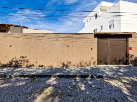 Casa frente mar praia do Sapê com 381,58 m² – Ubatuba
