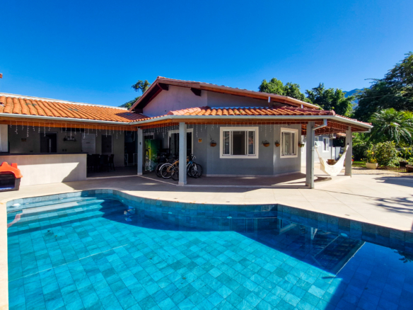Casa á venda com 4 suítes no condominio Mar Verde, Praia da Mococa