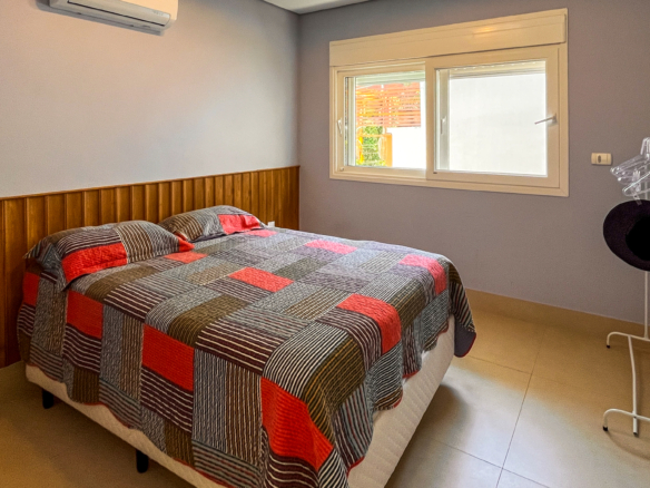 Casa à Venda em Ubatuba no Condomínio Recanto da Lagoinha