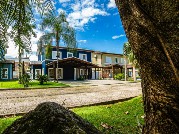 Casa à venda em condomínio fechado – Praia da Lagoinha, Ubatuba/SP