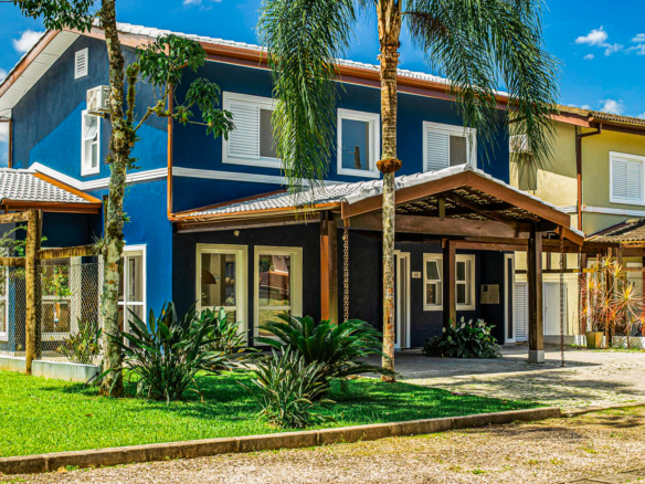 Casa à venda em condomínio fechado – Praia da Lagoinha, Ubatuba/SP