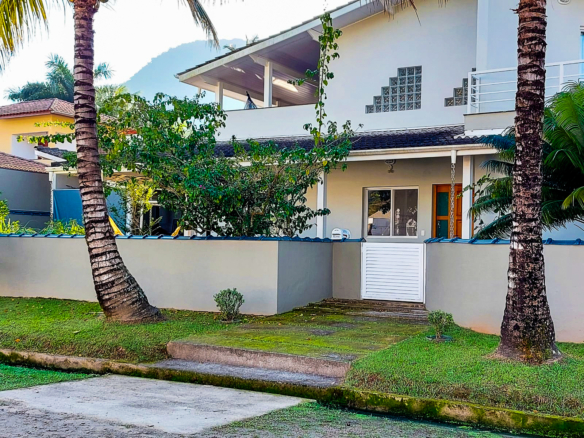 Casa no Condomínio Mar Verde Praia da Mococa com 290m²