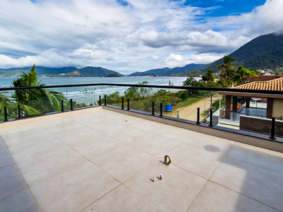 Exclusividade e Sofisticação no Condomínio Salga – Praia da Lagoinha, Ubatuba