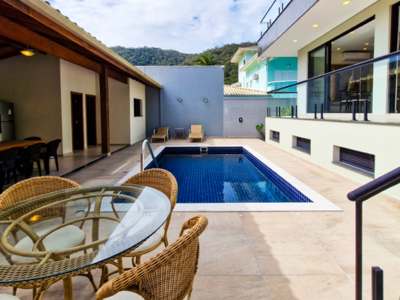 Exclusividade e Sofisticação no Condomínio Salga – Praia da Lagoinha, Ubatuba