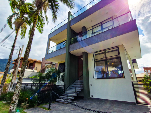 Exclusividade e Sofisticação no Condomínio Salga – Praia da Lagoinha, Ubatuba