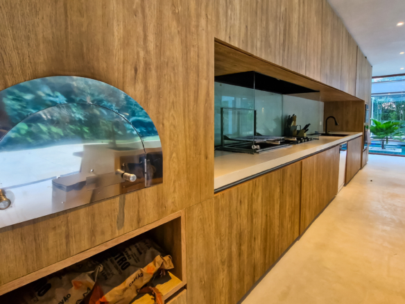Casa nova alto padrão para venda | Condomínio fechado | Condomínio Cocanha | 5suítes | 552m²