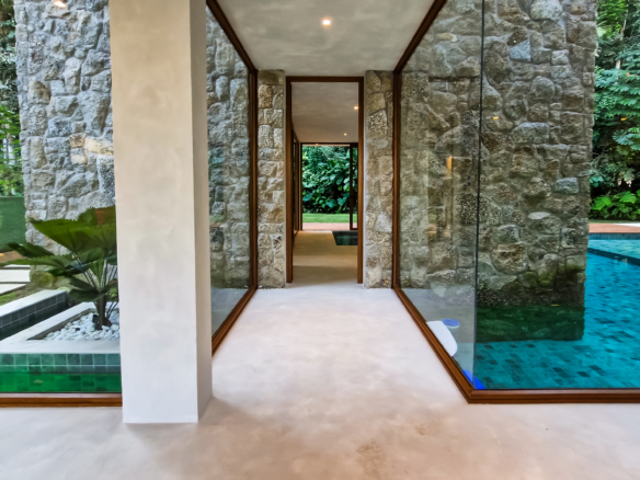 Casa nova alto padrão para venda | Condomínio fechado | Condomínio Cocanha | 5suítes | 552m²