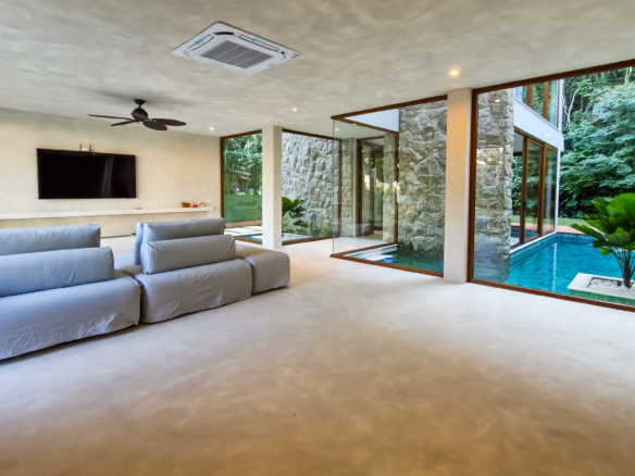 Casa nova alto padrão para venda | Condomínio fechado | Condomínio Cocanha | 5suítes | 552m²