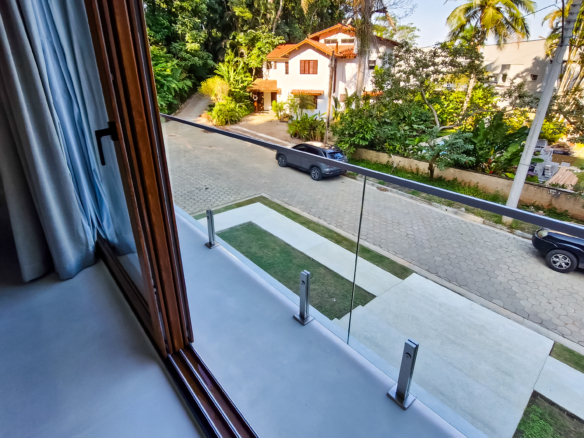Casa nova alto padrão para venda | Condomínio fechado | Condomínio Cocanha | 5suítes | 552m²