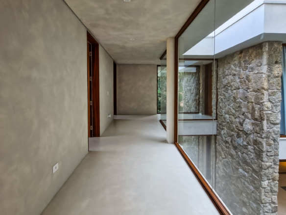 Casa nova alto padrão para venda | Condomínio fechado | Condomínio Cocanha | 5suítes | 552m²