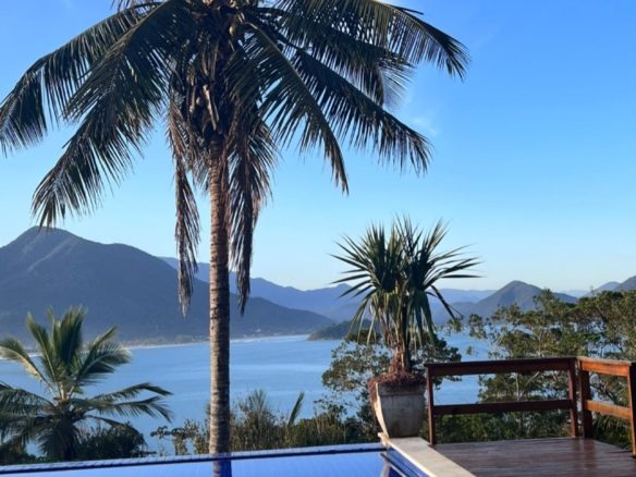 Exclusividade à beira-mar em Ubatuba com 605m²