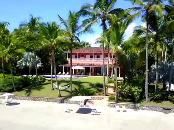 🏝 Mansão Pé na Areia – Praia de Iporanga, Guarujá | São Paulo