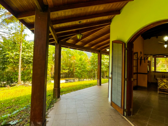 Casa com 3 quartos, 180 m², à venda no Condomínio Recanto da Lagoinha – Ubatuba/SP