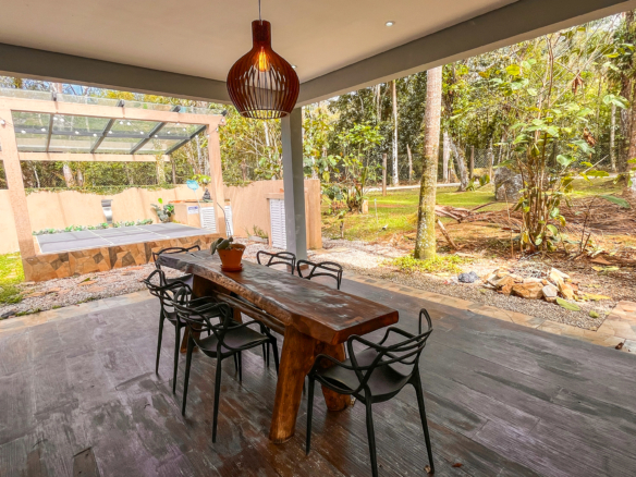 Casa Nova em Condomínio Fechado – Capitanias, Praia da Lagoinha – Ubatuba/SP
