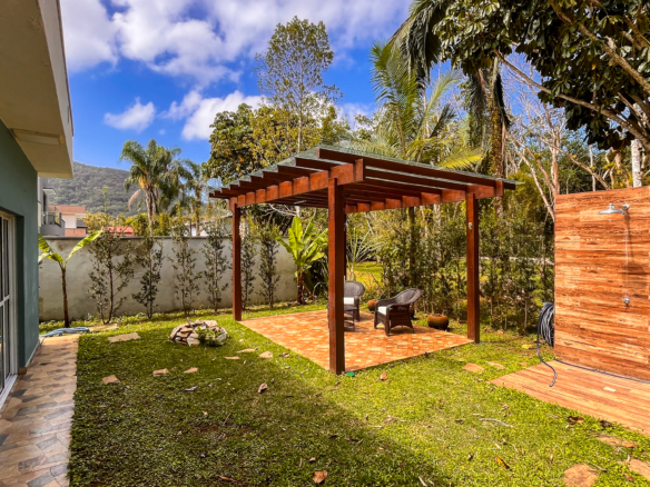 Casa Nova em Condomínio Fechado – Capitanias, Praia da Lagoinha – Ubatuba/SP