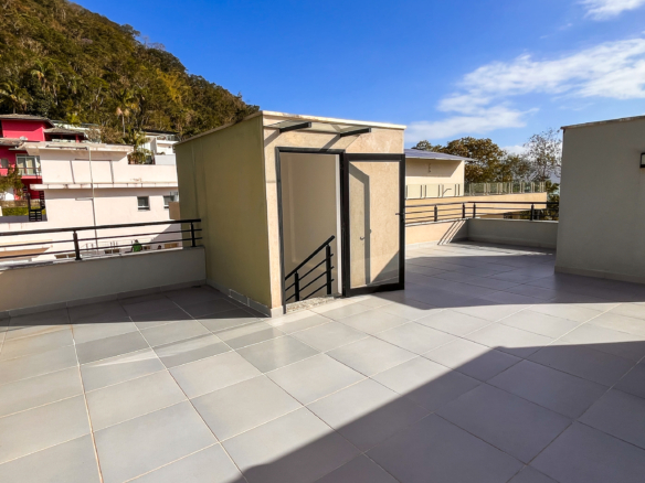 Casa Nova à Venda no Condomínio Recanto da Lagoinha – Ubatuba/SP