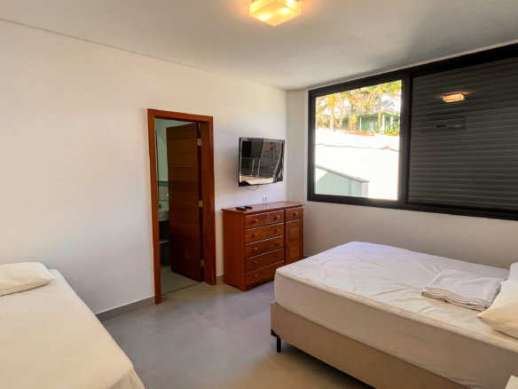 Casa Nova à Venda no Condomínio Recanto da Lagoinha – Ubatuba/SP