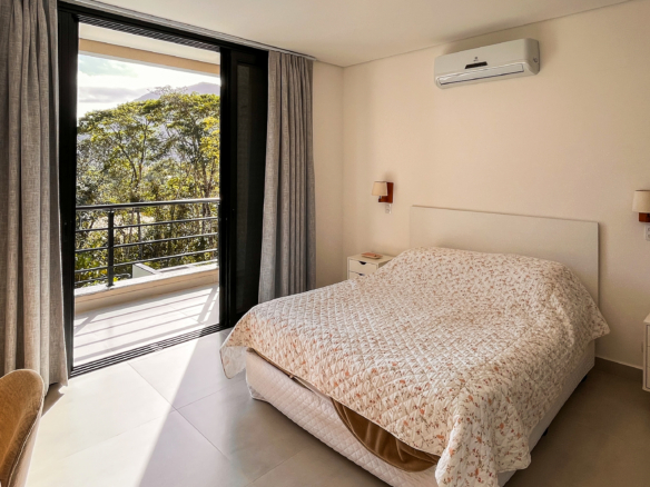 Casa Nova à Venda no Condomínio Recanto da Lagoinha – Ubatuba/SP