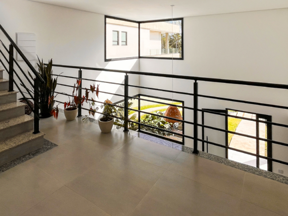 Casa Nova à Venda no Condomínio Recanto da Lagoinha – Ubatuba/SP