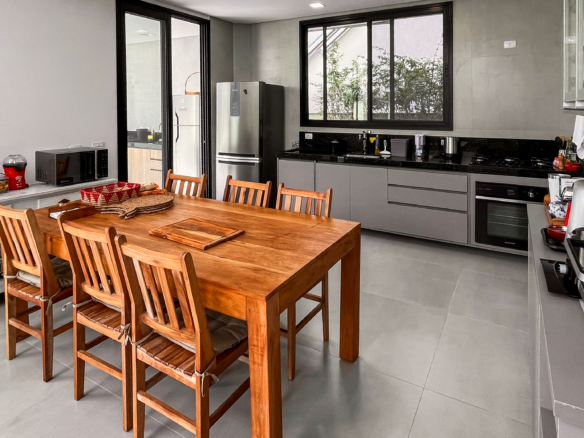 Casa Nova à Venda no Condomínio Recanto da Lagoinha – Ubatuba/SP