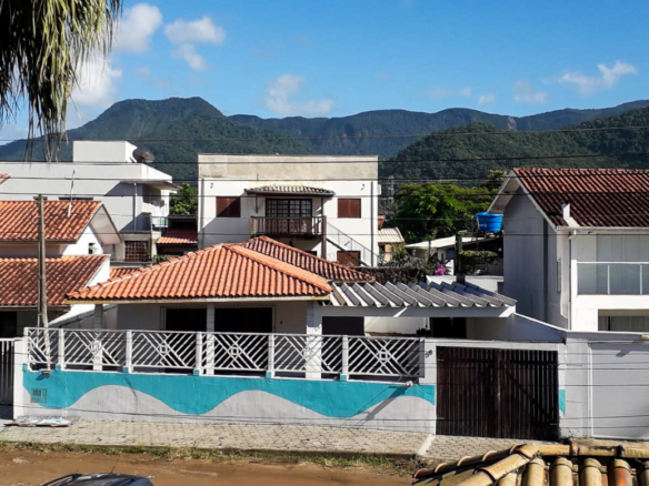 Casa à Venda na Praia do Sapê – Ubatuba/SP