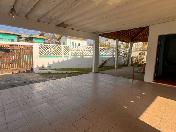 Casa à Venda na Praia do Sapê – Ubatuba/SP