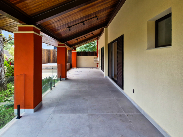 Casa a venda, no Condomínio Park Imperial – Praia de Masaguaçú, com 3 suítes