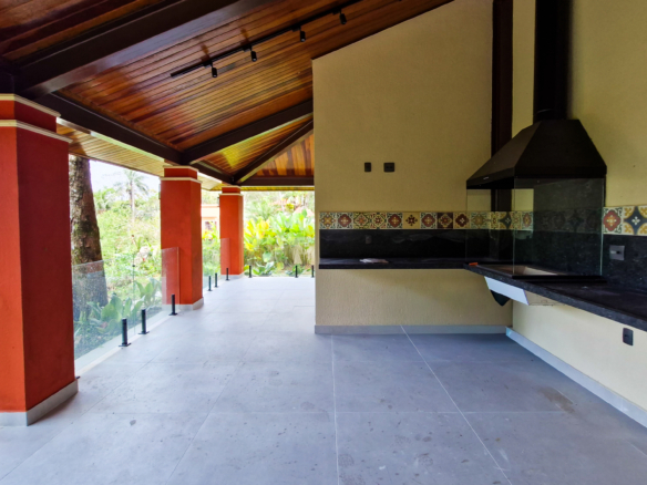Casa a venda, no Condomínio Park Imperial – Praia de Masaguaçú, com 3 suítes