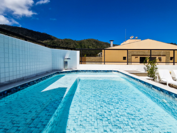 Cobertura para Venda com 3 suítes, em Tabatinga com 240m²