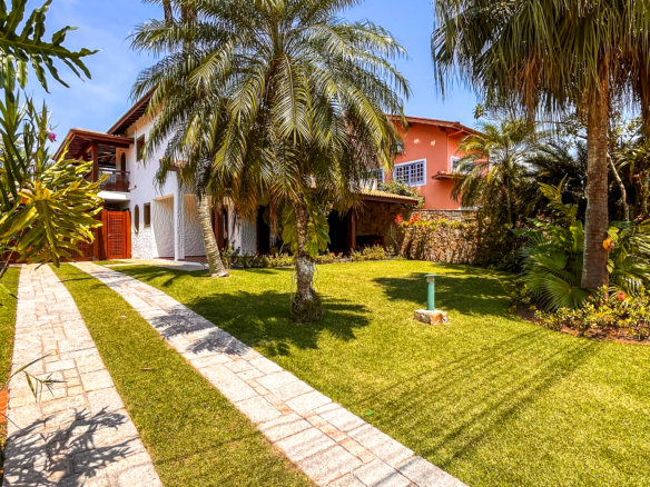 Casa à venda no Condomínio Salga – Praia da Lagoinha, Ubatuba
