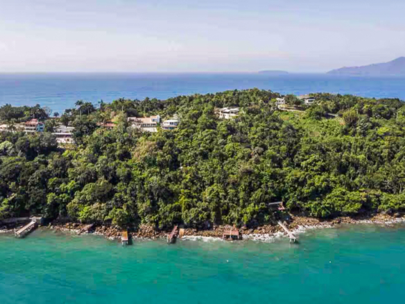Residência Exclusiva na Ponta Grossa – Ubatuba