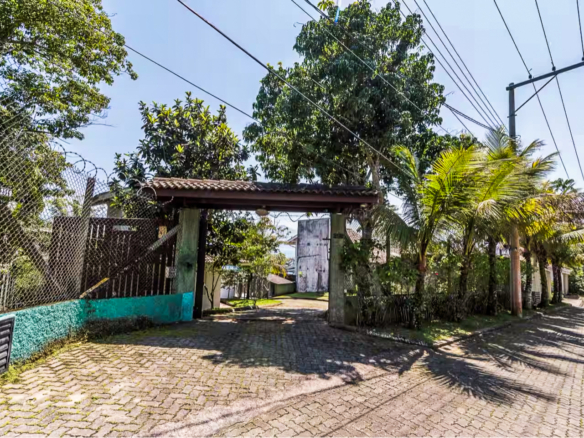 Residência Exclusiva na Ponta Grossa – Ubatuba