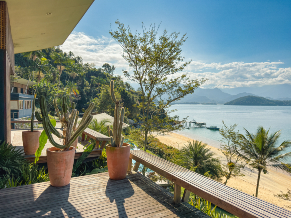 Linda Casa de Luxo Com Praia Particular Em Angra dos Reis