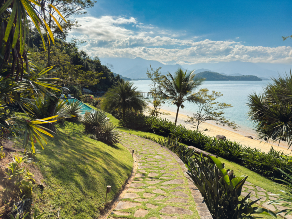 Linda Casa de Luxo Com Praia Particular Em Angra dos Reis