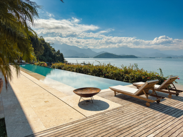 Linda Casa de Luxo Com Praia Particular Em Angra dos Reis