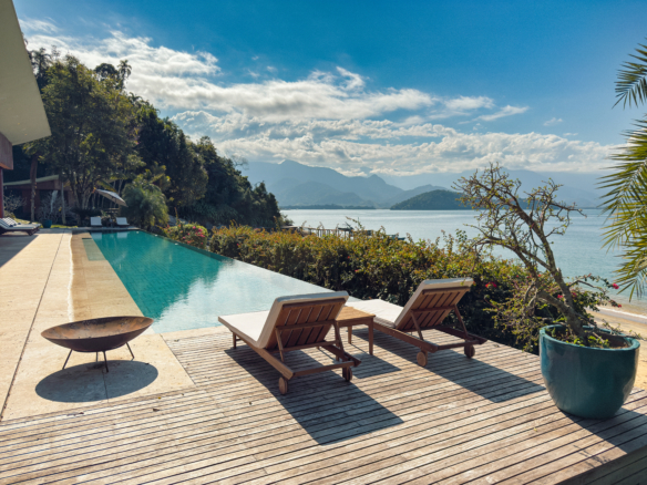 Linda Casa de Luxo Com Praia Particular Em Angra dos Reis