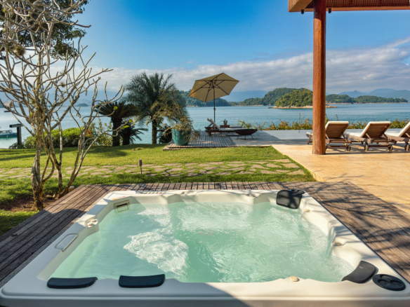 Linda Casa de Luxo Com Praia Particular Em Angra dos Reis
