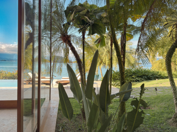 Linda Casa de Luxo Com Praia Particular Em Angra dos Reis