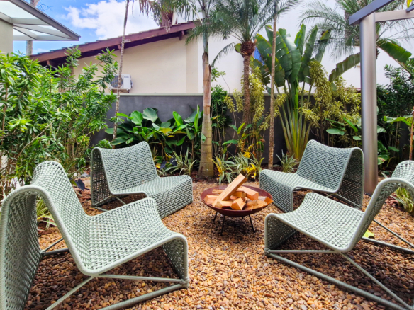 Residência Contemporânea de Alto Luxo no Condomínio Costa Verde Tabatinga