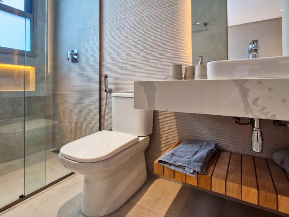 Residência Contemporânea de Alto Luxo no Condomínio Costa Verde Tabatinga