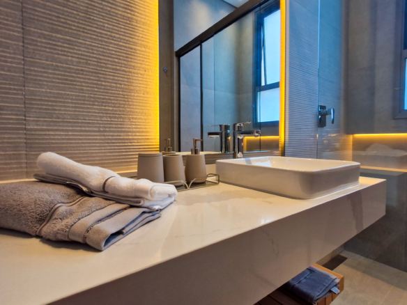 Residência Contemporânea de Alto Luxo no Condomínio Costa Verde Tabatinga