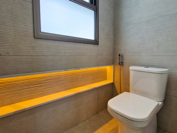 Residência Contemporânea de Alto Luxo no Condomínio Costa Verde Tabatinga