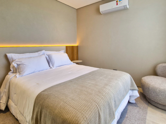 Residência Contemporânea de Alto Luxo no Condomínio Costa Verde Tabatinga